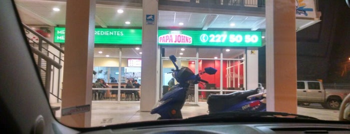 Papa John's is one of Orte, die Mario gefallen.