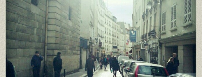 Rue Mouffetard is one of Paris <3.