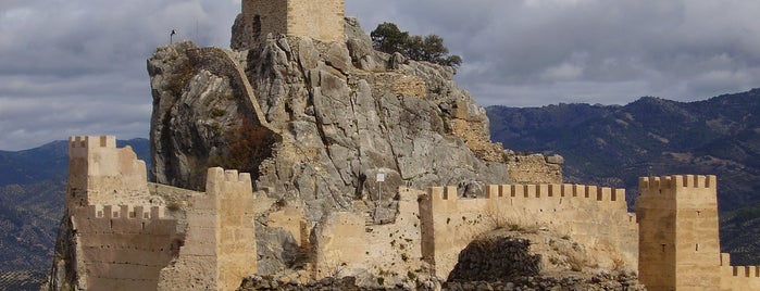Castillo de la Iruela is one of Turismo en Parque Natural Cazorla, Segura y Villas.