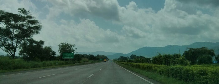Mumbai Pune Expressway is one of Kunalさんのお気に入りスポット.