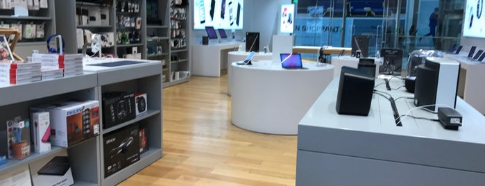 Inter-Actif - Apple Premium Reseller is one of C.C Aéroville.