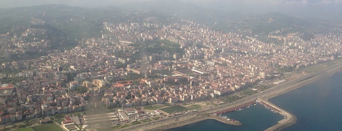 Trabzon Havalimanı (TZX) is one of สถานที่ที่บันทึกไว้ของ Anna.