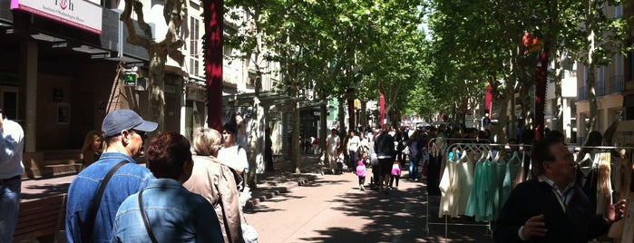 La Rambla is one of สถานที่ที่บันทึกไว้ของ Vinícius.