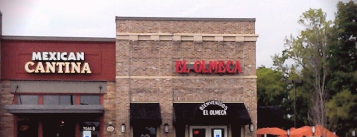 El Olmeca is one of สถานที่ที่ Nicholas ถูกใจ.