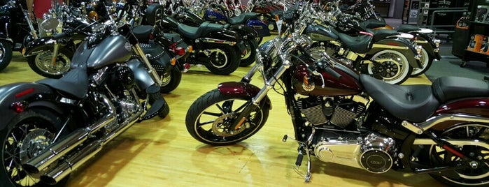 Manchester Harley-Davidson is one of The1JMAC : понравившиеся места.