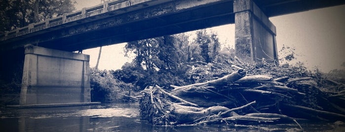 Elk River Canoe Rental is one of Tempat yang Disukai The1JMAC.