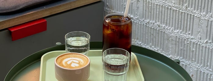 Three Marks Coffee is one of Barcelona.