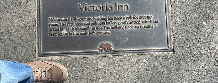 The Victoria Inn is one of สถานที่ที่บันทึกไว้ของ Kimmie.