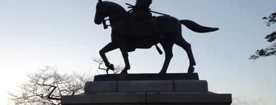 Date Masamune Statue is one of สถานที่ที่ Masahiro ถูกใจ.