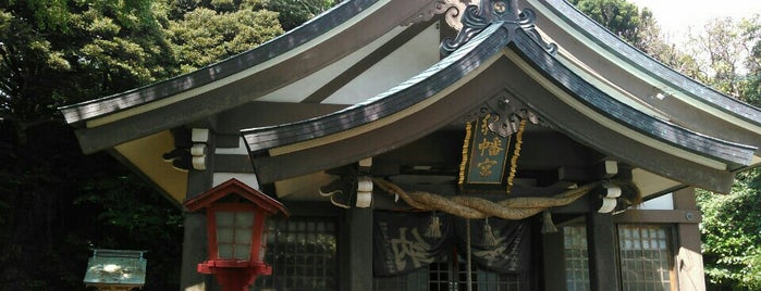 織幡神社 is one of 東方聖地＠九州.