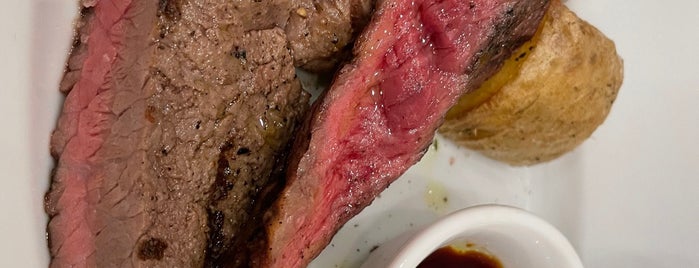Steak & Trattoria Carnesio is one of Favorite NO.1.