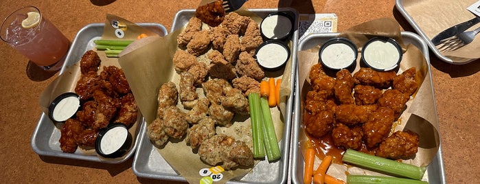 Buffalo Wild Wings is one of Foodie.
