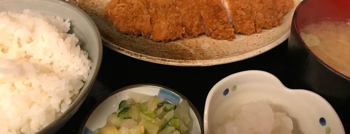 荒木屋 is one of 桜ヶ丘町ランチ.