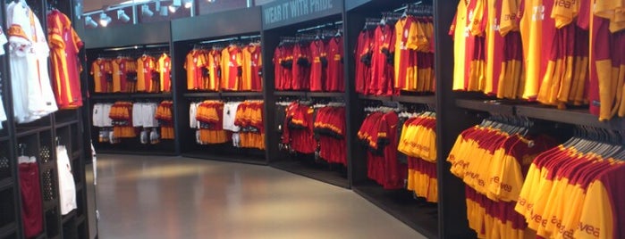 GS Store is one of Champion Galatasaray Places.