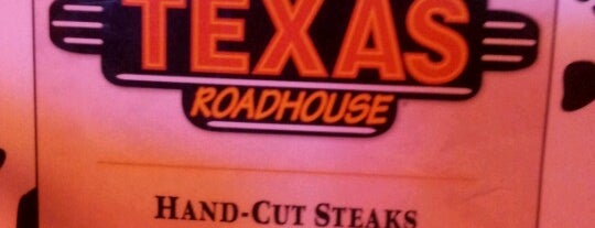 Texas Roadhouse is one of Orte, die Dave gefallen.