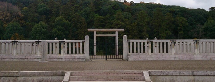 應神天皇 惠我藻伏崗陵 (誉田御廟山古墳) is one of 西日本の古墳 Acient Tombs in Western Japan.