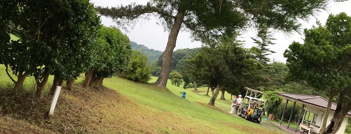 花尾カントリークラブ is one of 富山県のゴルフ場.