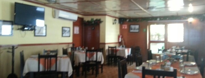 La Casita del Chef Restaurante is one of Infalibles.