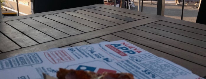 Domino's Pizza is one of Restaurantes en Vallarta Parte 3.