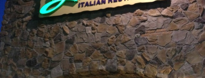 Olive Garden is one of Places to Take Leidy 2014.