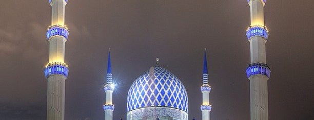Masjid Sultan Salahuddin Abdul Aziz Shah is one of Visit Malaysia 2014: Islamic Tourism (Mosque).
