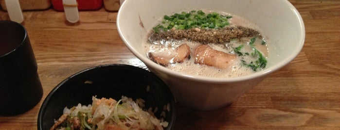 仙川ラーメン ばかたれ is one of Locais curtidos por Mike.