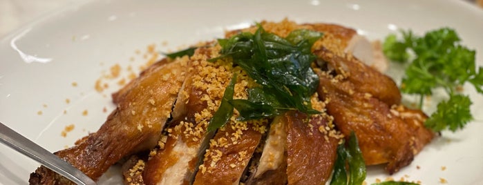 PUTIEN Restaurant 莆田菜馆 is one of Posti che sono piaciuti a Andrew.