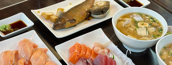 丸隆生魚行 is one of Taipei EATS - 店面小吃 ii.