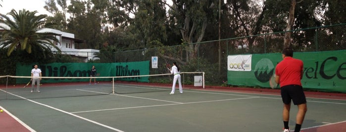 Ace Tennis Academy is one of สถานที่ที่ Pavlos ถูกใจ.