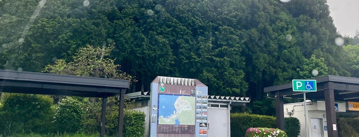 女形谷PA (上り) is one of 北陸自動車道.