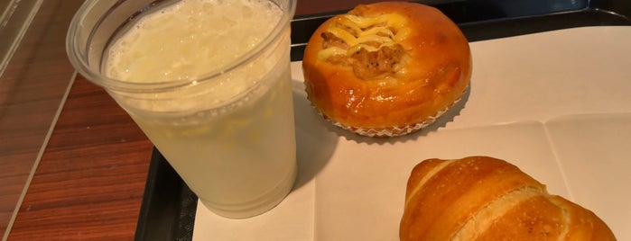 Victoire 大阪心斎橋店 is one of 関西のパン屋さん.