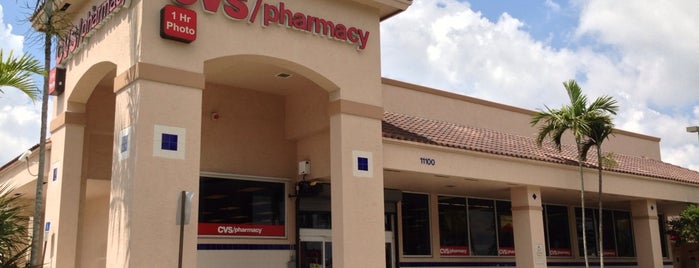 CVS pharmacy is one of Lugares favoritos de Albert.