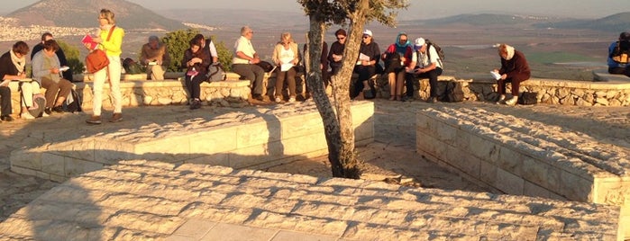 Mount of Precipice is one of Ed’s Liked Places.