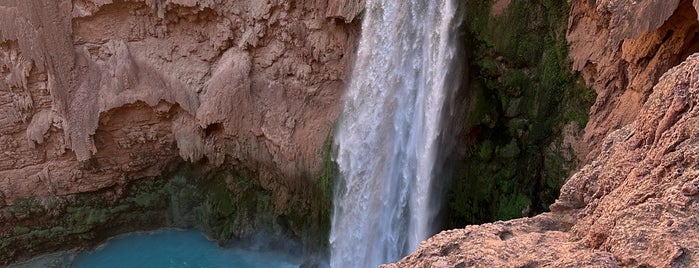 Mooney Waterfall is one of Nord-Arizona / USA.