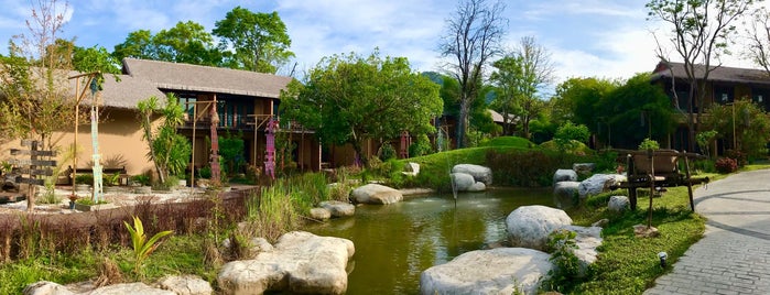 Isaan Isan Resort Khaoyai is one of ที่พัก.
