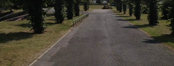 Chimney Pot Park is one of Orte, die Tristan gefallen.