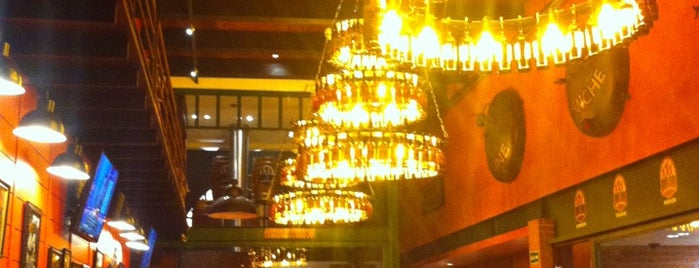 Les 3 Brasseurs is one of สถานที่ที่ Felipe ถูกใจ.