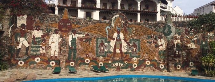 Mural O'Gorman is one of Juan Gerardo 님이 좋아한 장소.