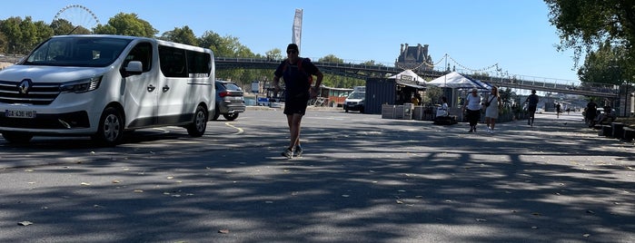 Promenade des Berges de la Seine – André Gorz is one of Posti che sono piaciuti a Richard.