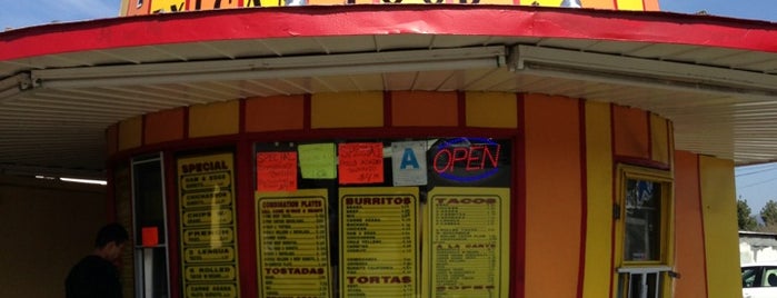 El Indio De Tijuana Taco Shop is one of Lugares guardados de leon师傅.