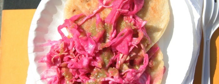 167th Street Pupusa Stand is one of Bronx-To-Do List.