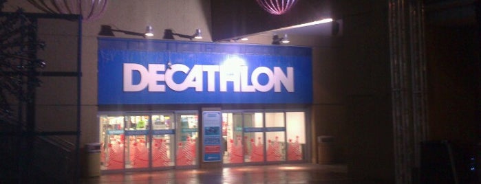 Decathlon is one of Negozi a Roma.