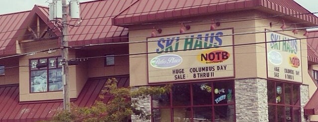 Ski Haus is one of Ski.