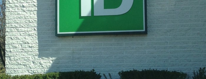 TD Bank is one of Locais curtidos por Rozanne.