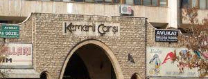 Kemerli Çarşı is one of Tempat yang Disukai Demen.