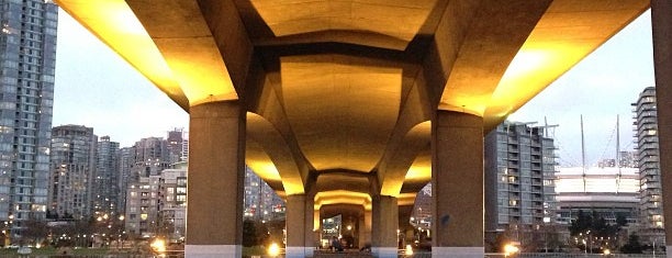 Cambie Street Bridge is one of Canada.