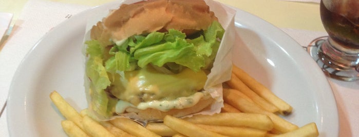 Fellows Lanchonete is one of Must-visit Burger Joints in São Paulo.