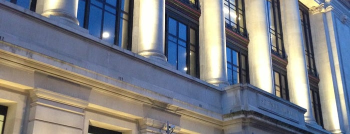 Museu de Ciências is one of London Todo List.