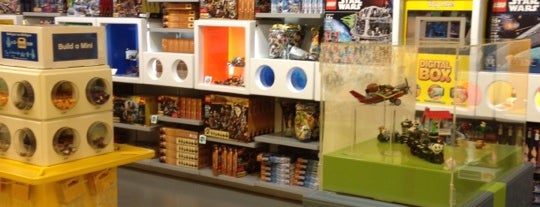 The LEGO Store is one of Enrique : понравившиеся места.