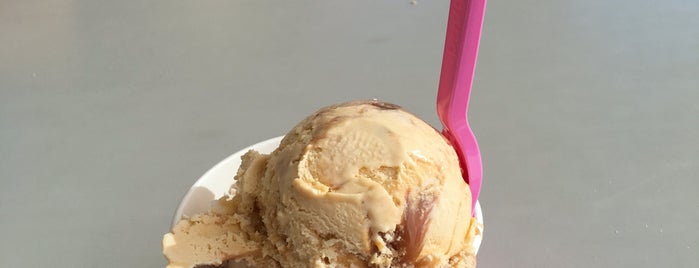 Baskin-Robbins is one of The 9 Best Places for Eggnog in Portland.